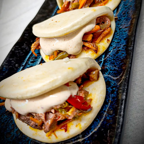 Pan Bao relleno de presa ibérica